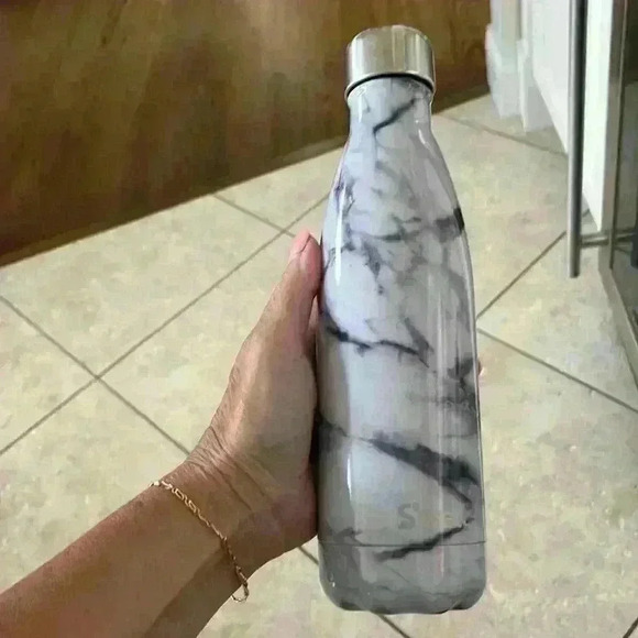 Swell water bottle marble - Picture 1 of 4